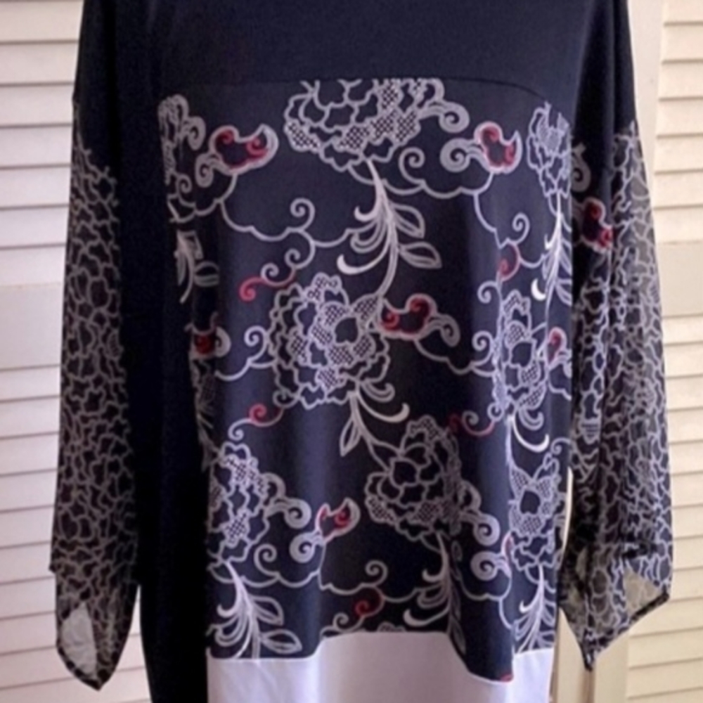 JM Collection NWT 3/4 Sleeve Top